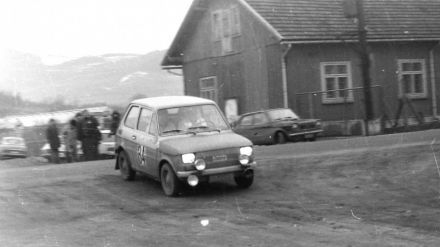 Paweł Noakowski i Krzysztof Martynowski – Polski Fiat 125p.